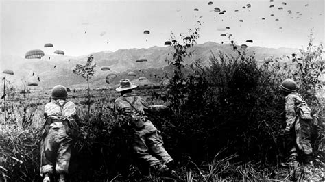  De Slag Om Dien Bien Phu: Een Beslissende Slag In De Eerste Indochinese Oorlog Met De Leider Ho Chi Minh