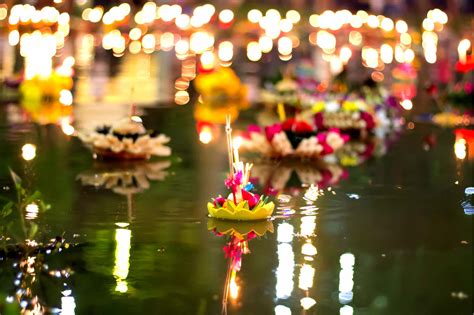 De Phenomenale Impact van het Thaise Festival van Licht op de Kunstwereld door Pakpoom Silaphan